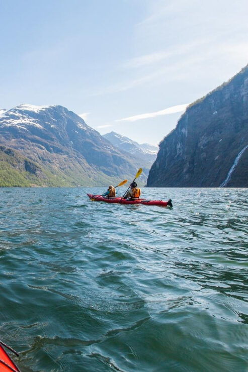 Geiranger: Geirangerfjord Double Kayak Rental - Equipment and Instructions