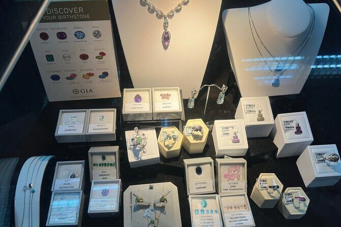 Gems Gallery Chiang Mai with Round Trip Hotel Transfers - Final Takeaway