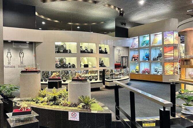 Gems Gallery Pattaya with Round Trip Hotel Transfers - FAQs