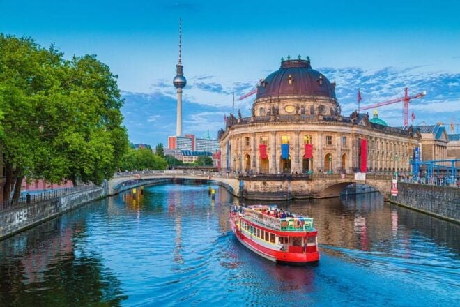 Gems of Berlin – Guided Walking Tour - Meeting Point Details