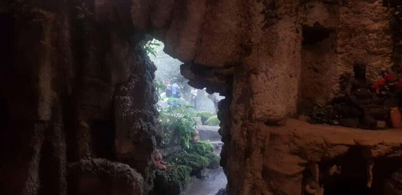 Gems of Chiangmai: Dantewada, Wat Ban den, Sticky Waterfall - Good To Know