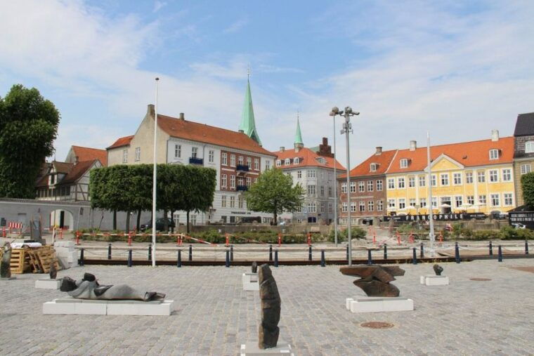 Gems of Helsingør  Private Walking Tour for Couples - Who Will Love This Experience?