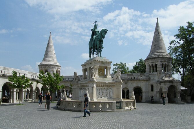 General Sightseeing Tour - Meeting Point and Pickup Options