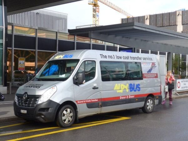 Geneva Airport: Easy Bus Travel From/To Sallanches - Booking Process and Options