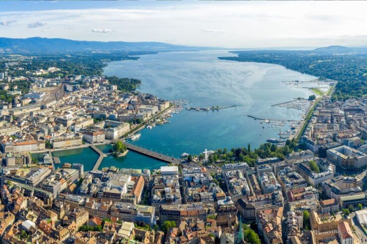 Geneva : Bachelor Party Outdoor Smartphone Game - Game Challenges and Activities