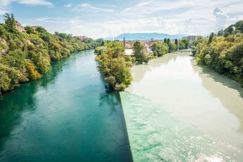 Geneva City Tour with Optional Boat Cruise and/ or Annecy Tour - Choosing the package and judging the price