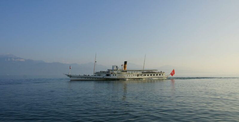 Geneva: Evening Grand Cruise on Lake Geneva - Highlights and Experience