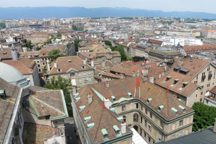 Geneva: First Discovery Walk and Reading Walking Tour - Activity Duration and Highlights