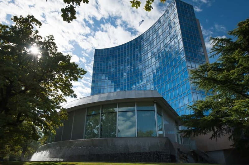 Geneva: Guided City Tour and Boat Cruise - Good To Know  