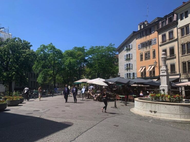 Geneva: Old Town Self-Guided Audio Tour - Good To Know