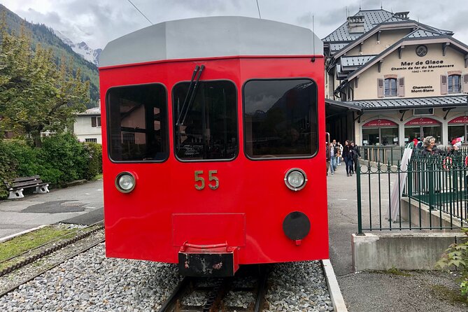 Geneva Private Day Trip to Mont Blanc Glacier and 3860m Top - Trip Highlights