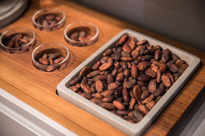 Geneva Private Etuktuk Tour to Three Chocolatiers - Meeting and Pickup Details
