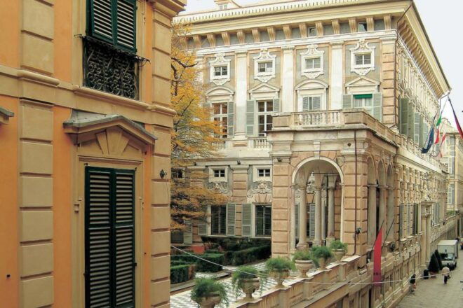 Genoa: 2-Hour Guided Walking Tour of the Historical Center - Inclusions