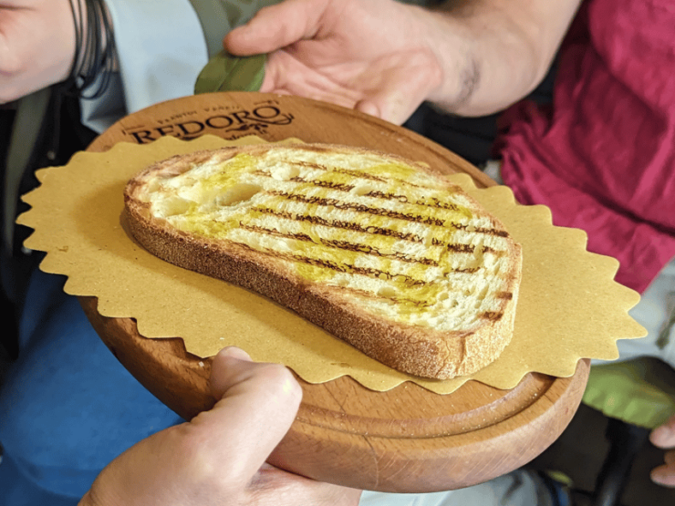 Genoa Food Guided Tour With Wine Tastings - Good To Know