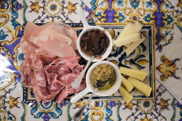 Genoa Food Guided Tour With Wine Tastings - Important Considerations