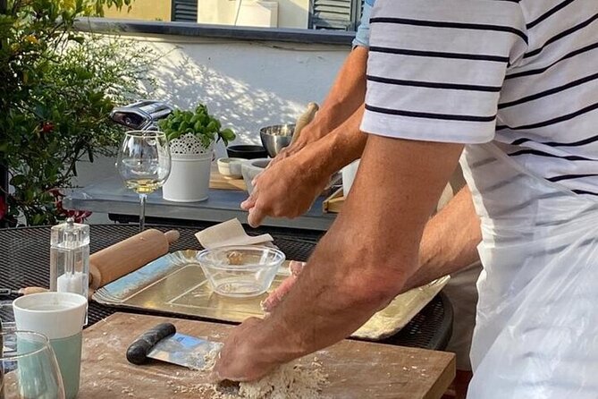 Genoa: Hands-On Cooking Class and Wine Tasting With a Sommelier - The Sum Up