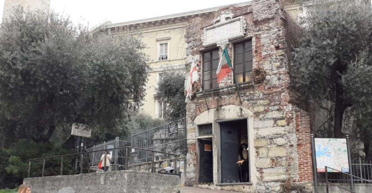 Genoa: Historic Guided Tour of Christopher Columbus' House - Experience Highlights