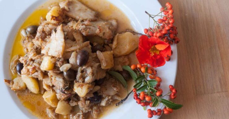 Genoa: Market Tour & Lunch/Dinner at a Cesarina's Home - Activity Details