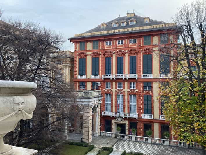 Genoa: Strada Nuova Guided Tour + Aquarium Ticket - Pricing and Booking