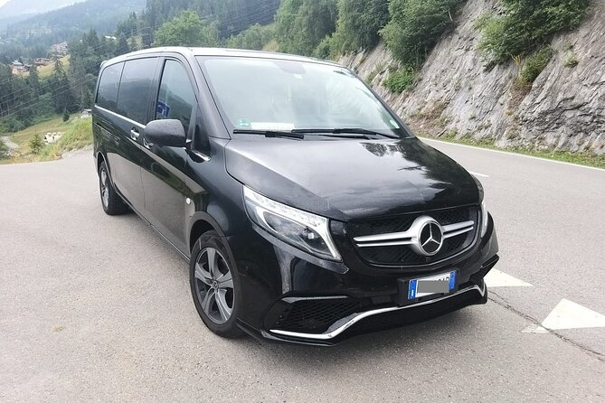 Genoa to Malpensa Milan Airport (MXP) - Departure Private Transfer - Infant Seats and Service Animals