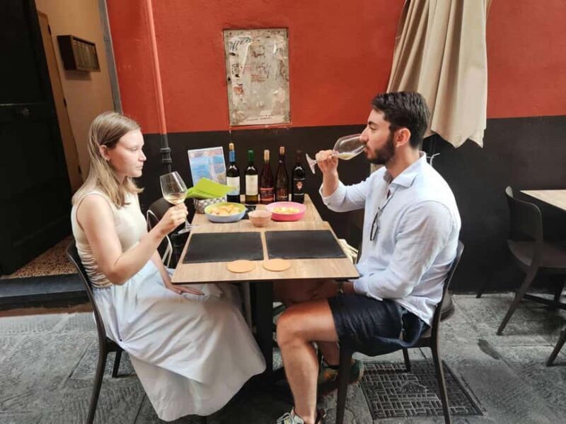 Genoa: Wine Tasting with Pesto, Focaccia Near Columbus House - Genoa: Wine Tasting with Pesto, Focaccia Near Columbus House