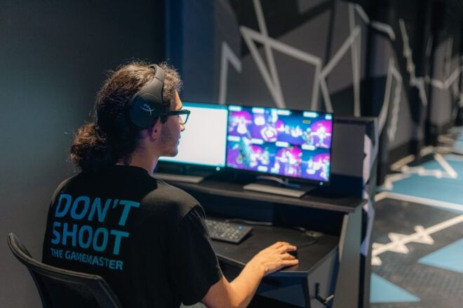 Gent: 1 Hour Immersive Free-Roam Virtual Reality Experience - Highlights of the Experience