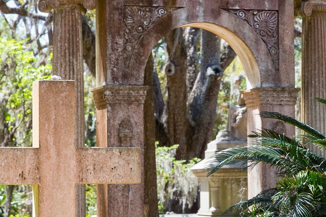 Genteel & Bard's Savannah Bonaventure Cemetery Walking Tour - Inclusions and Accessibility