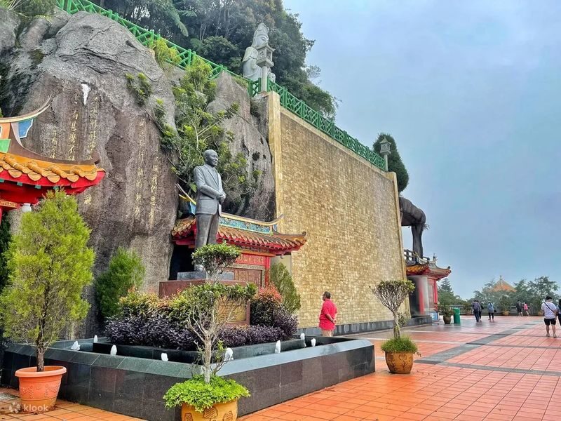 Genting Highlands Day Tour from Kuala Lumpur - The ride and the driver shape the experience