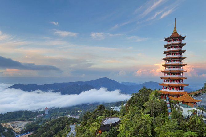 Genting Highlands Tour Plus Batu Caves, Batik & Pewter Factory - Logistics and Meeting Points