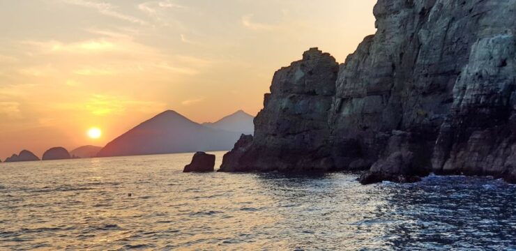 Geoje Island: Deep Sea Fishing - Jigging for Yellow Tail - Activity Details