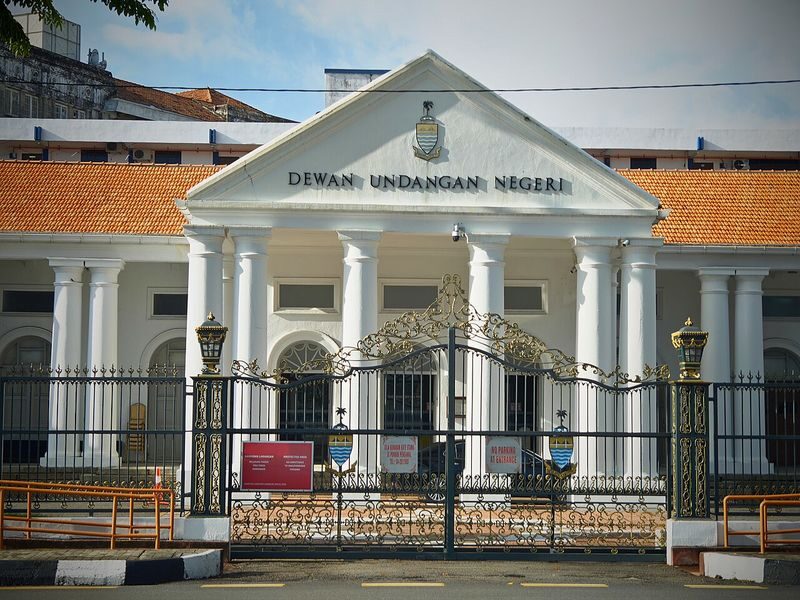 George Town Historical Half-Day Walking Tour with Hidden Secrets - What the half-day format gives you