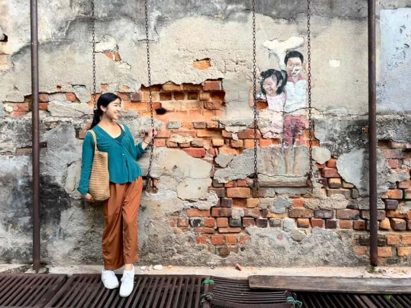 Georgetown Street Art Tour & Mix Culture Local Food Tasting - Authenticity & Local Flavor