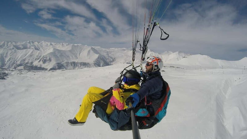 Georgia: Paragliding tandem flight in Gudauri with video - FAQ
