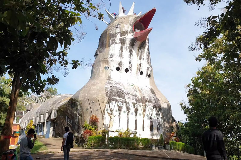 Gereja Ayam Bukit Rhema Ticket in Magelang - The crowned bird above Borobudur