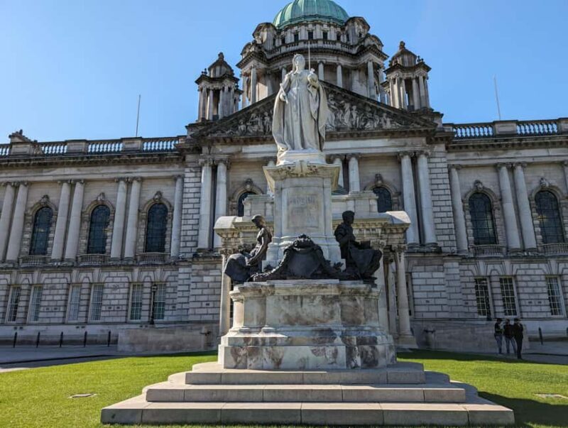 German Walking Tour City centre Belfast- Belfast entdecken - Practical Details and Value
