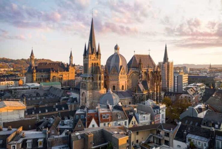 Germany: Guided Tour of Aachen - Booking Your Experience