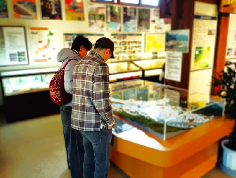 Gero: Hot Spring Town Walk and Japanese Onsen Culture - Exploring Gero: A Town of Healing Waters and Sacred Stories