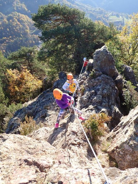 Gerona: via Ferrata Roca De La Creu in Ribes De Freser - Instructor Languages