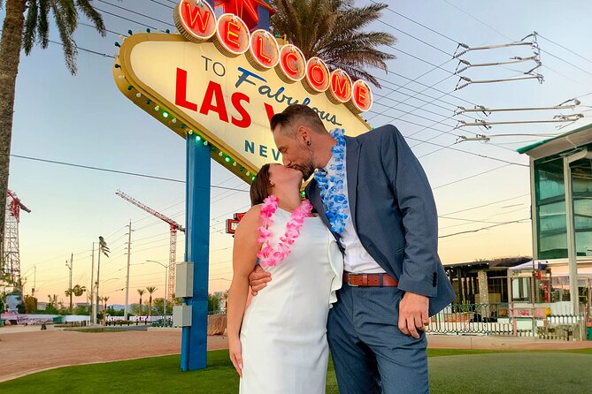 Get Married by Elvis at Las Vegas Sign With Photos Lncluded - Legal Requirements