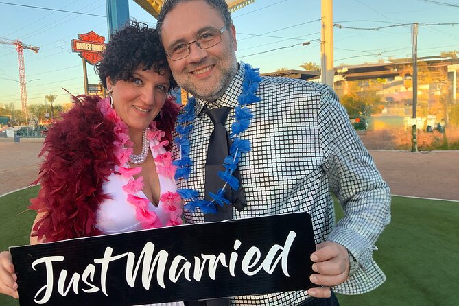 Get Married by Elvis at Las Vegas Sign With Photos Lncluded - The Sum Up