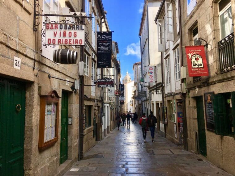 Get to Know Santiago in 4 Hours: Its Cathedral, Portico and Historic Center. - Free Time in Plaza Del Obradoiro