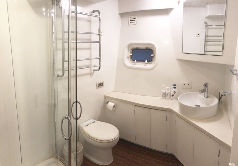 Getaway at Sea: 2-Day Japanese Houseboat Experience + DIY Seafood Boil + Boat Heritage Tour - Cooking, karaoke and the long evening