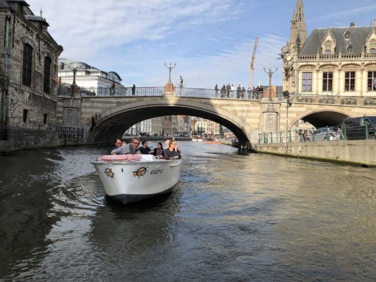 Ghent: 40-Minute Historical Boat Tour of City Center - Free Cancellation and Flexible Reservations