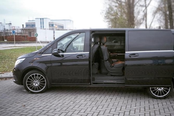 Ghent - Amsterdam Shuttle Transfer (1 to 8 Seats) - Meeting Point
