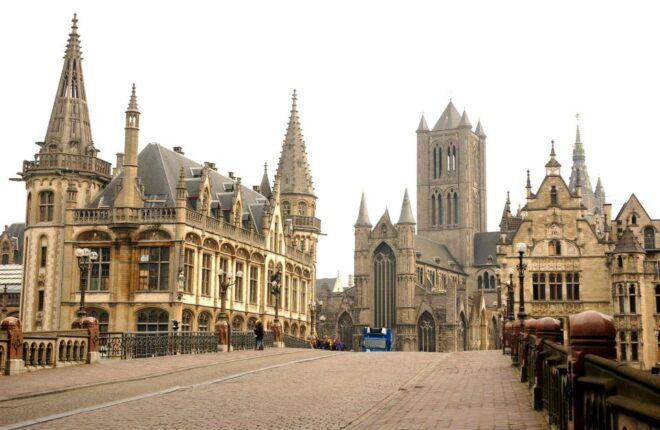 Ghent: Beer and Sightseeing Adventure - Authentic Taverns in the Historical Center