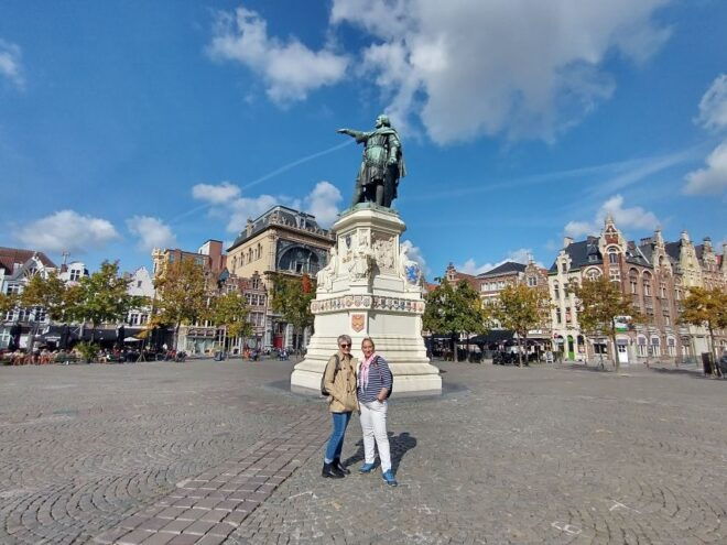 Ghent: Guided City Highlights Walking Tour With Light Meal - Starting Times & Availability
