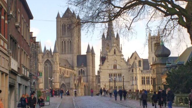 Ghent: Guided City Tour With Food and Drink Tastings - City Landmarks and Architecture