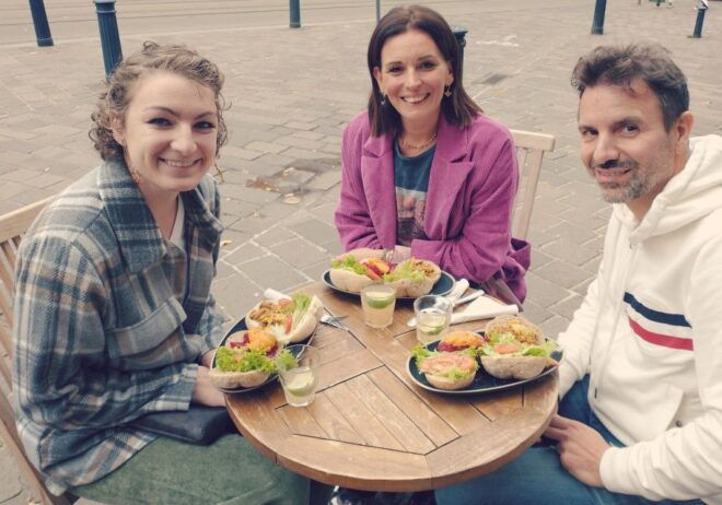 Ghent: Guided City Tour With Food and Drink Tastings - Authentic Ghent Experience