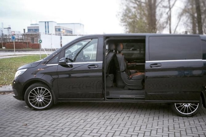 Ghent - London Shuttle Transfer (1 to 8 Seats) - Cost and Pricing Structure