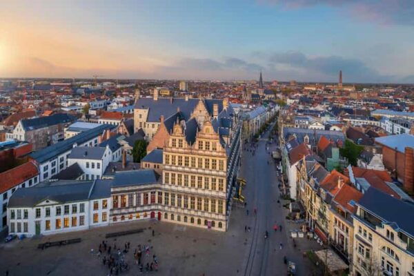 Ghent: Private Exclusive History Tour With a Local Expert - Tips for Your Tour